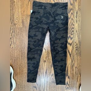 Women’s GymShark Camouflage Leggings size XS